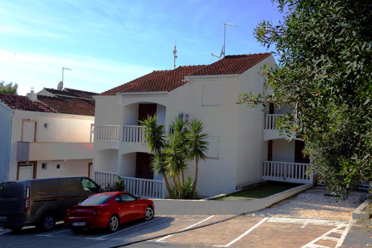 Beach Apartments Vlado Подстрана Екстериор снимка